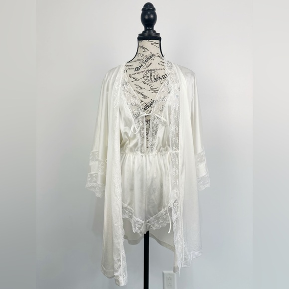 Vintage Other - Vintage White Satin and Lace Teddy and Robe Set